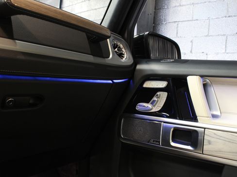 Used 2022 Mercedes-Benz G 550 G 550 AMG Line w/ Exclusive Interior Package image 71