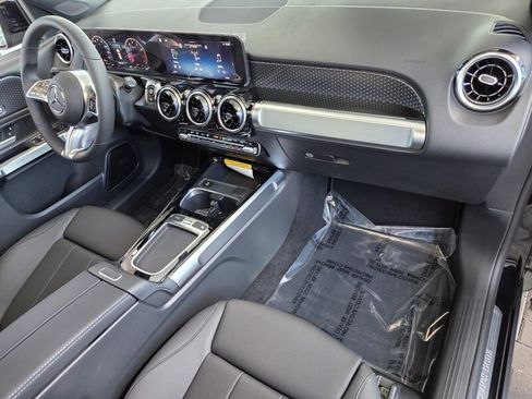New 2026 Mercedes-Benz GLB 250 image 19
