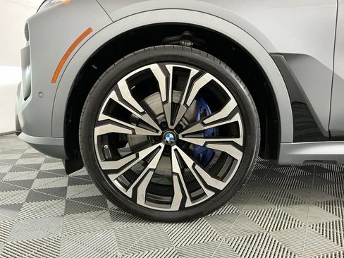 Certified 2025 BMW X7 M60i w/ Executive Package AWD/4WD image 38