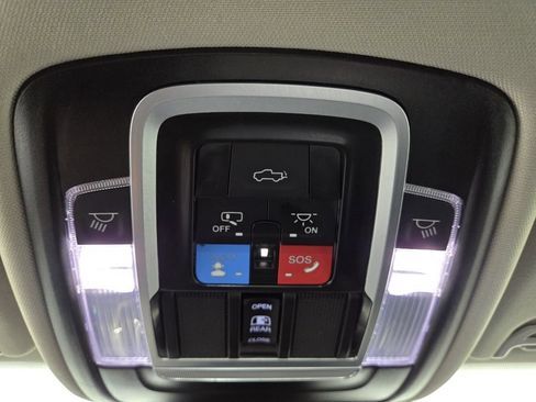 Used 2024 RAM 2500 Laramie w/ Safety Group AWD/4WD image 16
