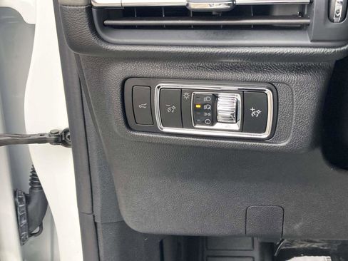 New 2025 Lincoln Corsair FWD w/ Equipment Group 101A image 30