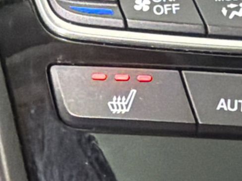 Used 2023 Acura RDX w/ Technology Package image 32