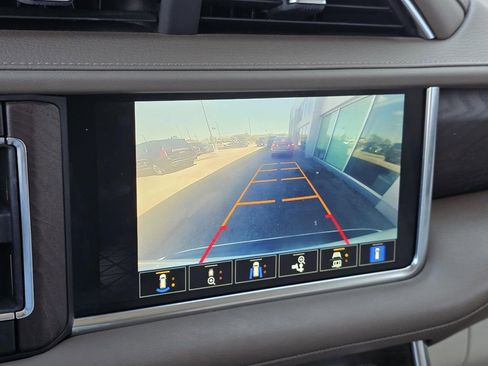 Used 2024 GMC Yukon Denali image 18