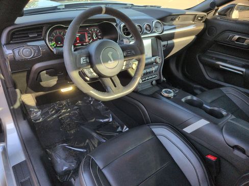 Certified 2020 Ford Mustang Shelby GT500 w/ Technology Package RWD image 17