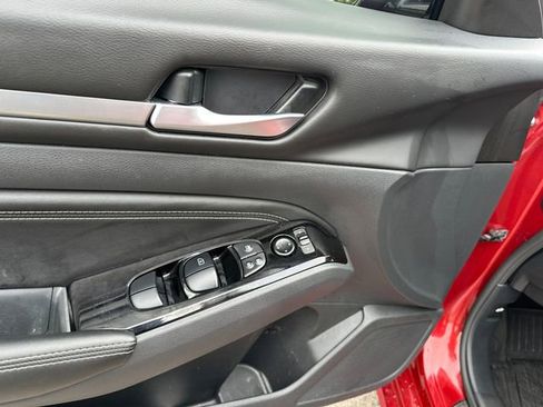 Used 2023 Nissan Altima 2.5 SL image 18