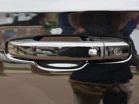 Certified 2025 Chevrolet Tahoe Z71 AWD/4WD image 23