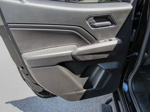 New 2025 Chevrolet Colorado Trail Boss w/ Midnight Edition image 16