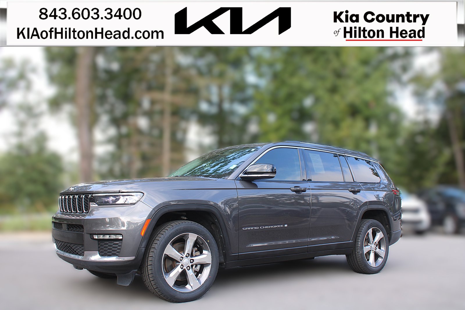 Used 2022 Jeep Grand Cherokee L Limited RWD image 1