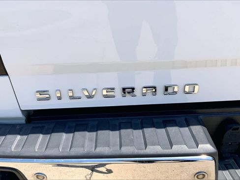 Used 2018 Chevrolet Silverado 1500 LT w/ Texas Edition AWD/4WD image 31