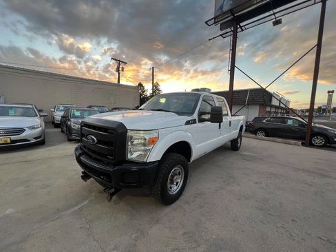 Used 2015 Ford F250 XL w/ Snow Plow Prep Package AWD/4WD image 3