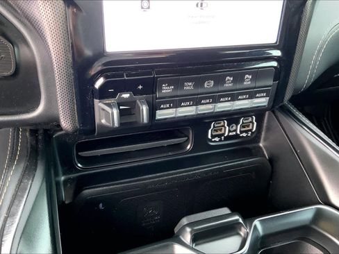 Used 2022 RAM 2500 Limited image 30