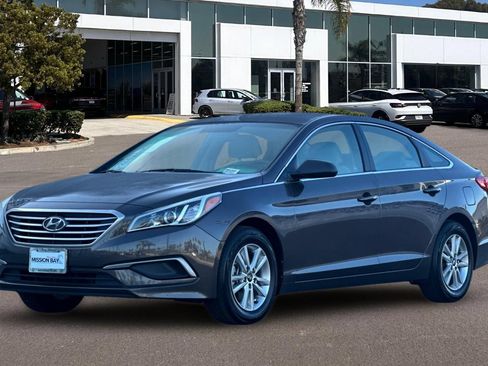 Used 2017 Hyundai Sonata SE FWD image 7