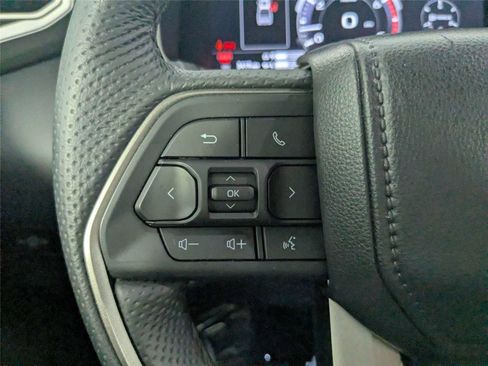 Certified 2026 Toyota Tundra Limited AWD/4WD image 16