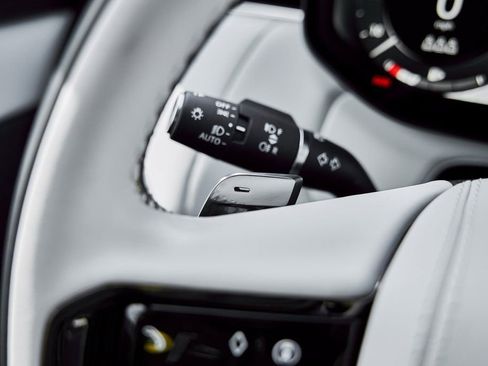 Used 2025 Land Rover Range Rover Sport Dynamic SE image 52