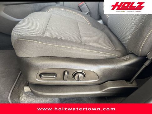 Certified 2019 Chevrolet Traverse LT FWD image 10
