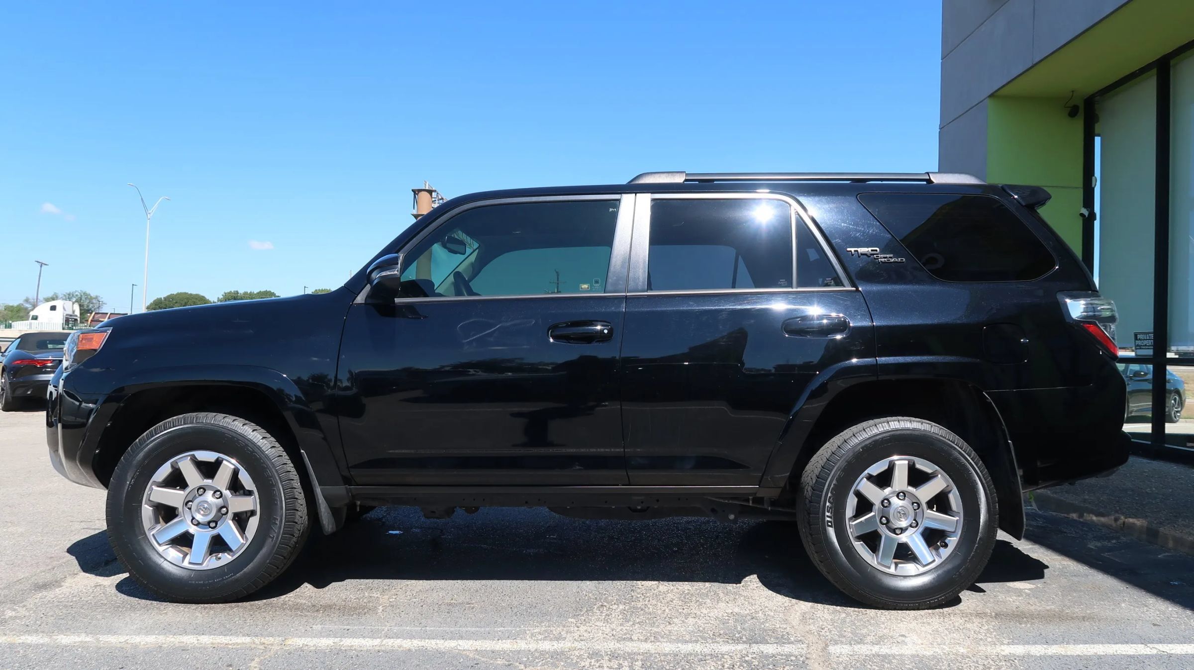 Used 2019 Toyota 4Runner TRD Off-Road Premium AWD/4WD image 7