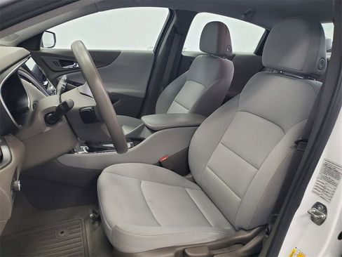 Used 2022 Chevrolet Malibu LT image 6