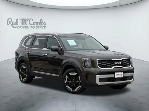 Used 2025 Kia Telluride S FWD image 1