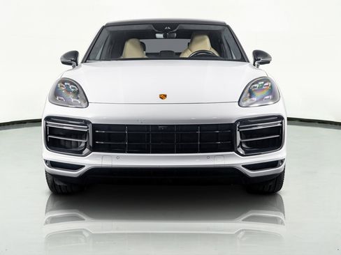 Used 2023 Porsche Cayenne Turbo w/ Premium Package Plus (PI3) image 22