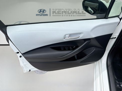 Used 2023 Toyota Corolla SE FWD image 14
