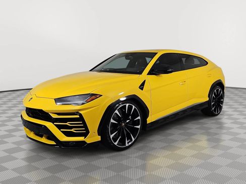 Used 2020 Lamborghini Urus AWD/4WD image 4