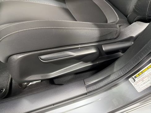 Used 2017 Honda Civic Sport image 12
