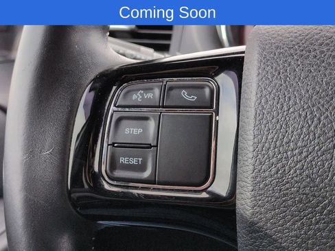 Used 2019 Dodge Grand Caravan SE FWD image 24