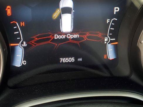 Used 2021 Jeep Compass Latitude FWD image 24