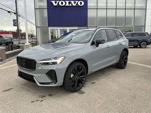 New 2026 Volvo XC60 B5 Ultra w/ Climate Package AWD/4WD image 3