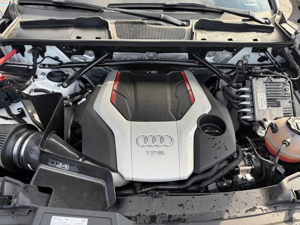 Used 2018 Audi SQ5 Premium Plus w/ Navigation Package AWD/4WD image 11