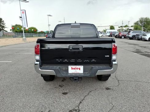 Certified 2023 Toyota Tacoma TRD Off-Road AWD/4WD image 6