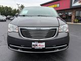 Used 2015 Chrysler Town & Country Touring w/ Driver Convenience Group image 2