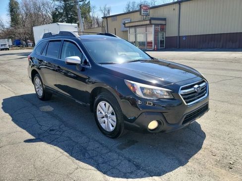 Used 2019 Subaru Outback 2.5i Premium AWD/4WD image 3