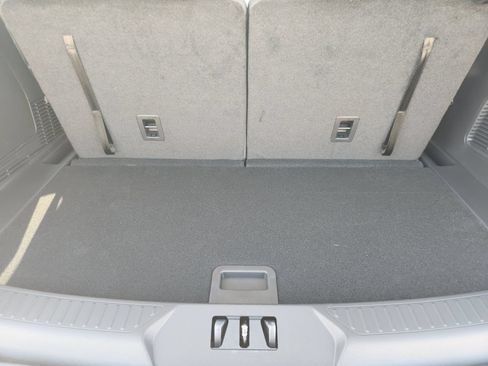 New 2026 Ford Explorer Active RWD image 27