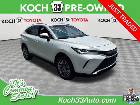 Used 2024 Toyota Venza XLE AWD/4WD image 1