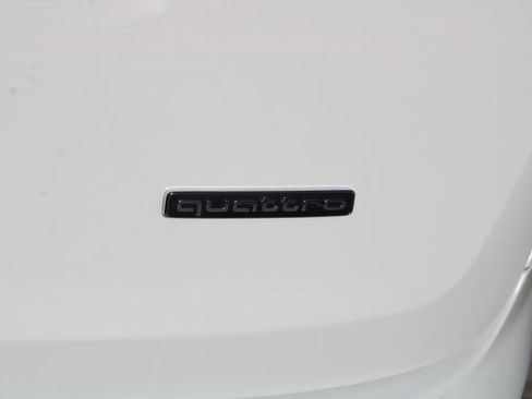 Used 2022 Audi Q7 2.0T Premium w/ Convenience Package AWD/4WD image 10
