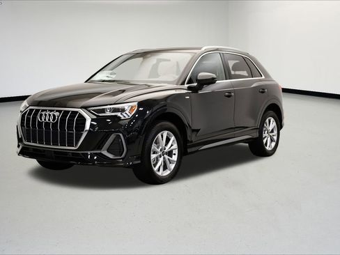 Used 2025 Audi Q3 2.0T Premium w/ Convenience Package image 58