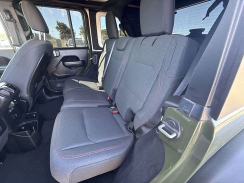 Used 2024 Jeep Wrangler Unlimited Rubicon w/ Technology Group AWD/4WD image 24