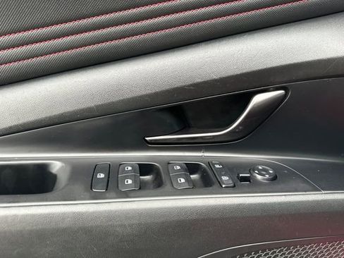 Used 2022 Hyundai Elantra N Line image 11