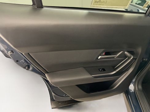 Used 2025 MAZDA CX-50 AWD 2.5 S w/ Premium Package image 28