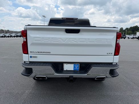 Used 2021 Chevrolet Silverado 1500 LTZ AWD/4WD image 10