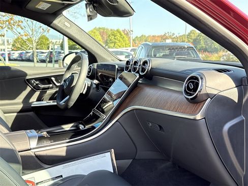 Certified 2025 Mercedes-Benz GLC 350e GLC 350e image 21