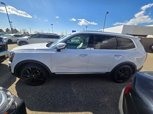 Used 2021 Kia Telluride SX w/ Towing Package image 2