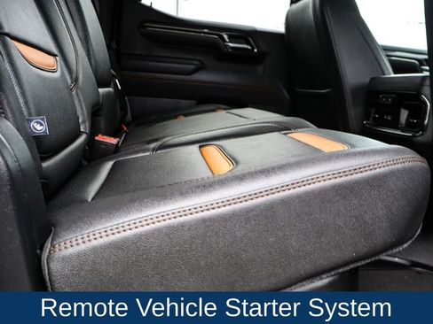 Used 2025 GMC Sierra 1500 AT4 w/ AT4 Premium Package image 18