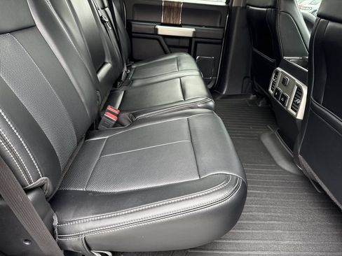 Used 2019 Ford F150 Lariat AWD/4WD image 15
