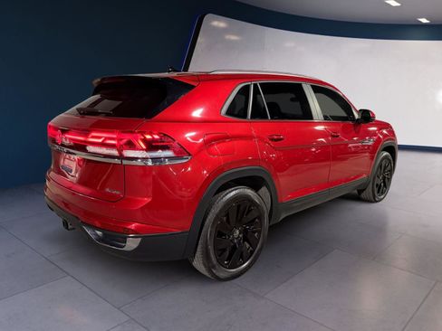 Used 2024 Volkswagen Atlas Cross Sport SE image 5