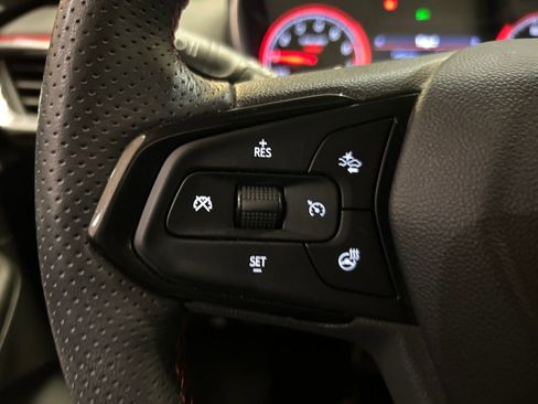 Used 2022 Chevrolet TrailBlazer RS w/ Technology Package image 21