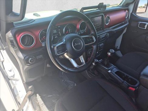 Used 2022 Jeep Wrangler Rubicon AWD/4WD image 12