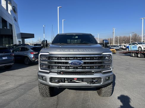 Certified 2024 Ford F350 Platinum w/ Tremor Off-Road Package image 8