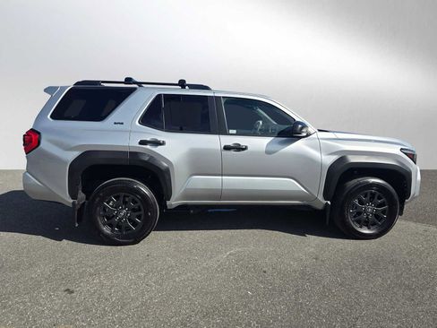 Used 2025 Toyota 4Runner SR5 image 2